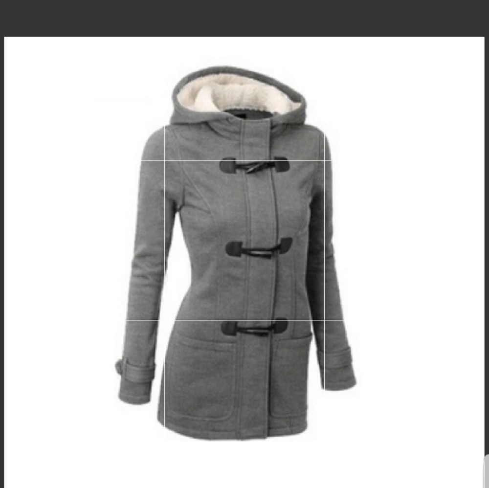 **NEW** Women's Coat w Fur Lined Hood